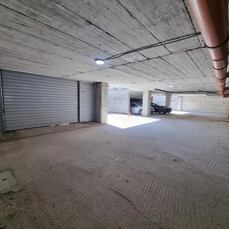 Lägenhet Vintage Citycenter - Free Garage Parking Skopje